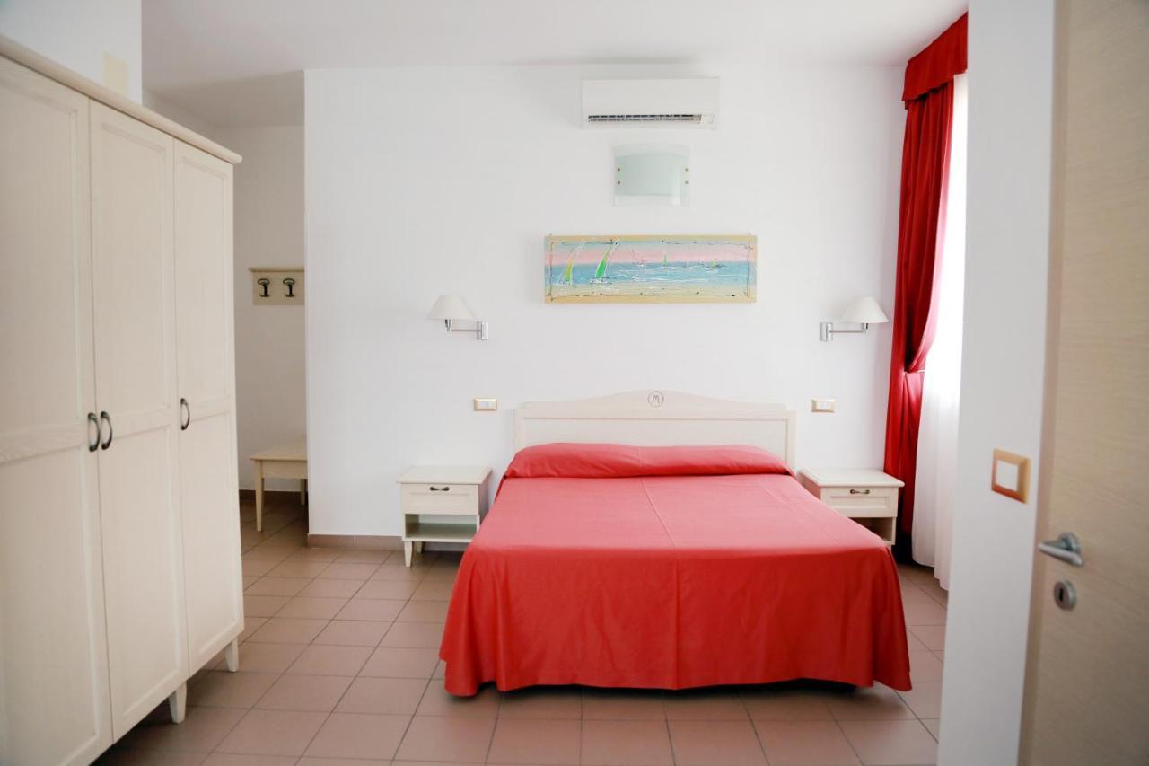 סן מנאיו Hotel Marechiaro - Direttamente Sul Mare מראה חיצוני תמונה