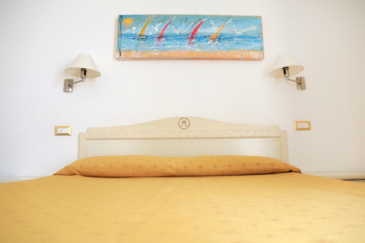 סן מנאיו Hotel Marechiaro - Direttamente Sul Mare מראה חיצוני תמונה