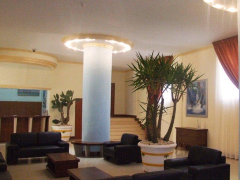 סן מנאיו Hotel Marechiaro - Direttamente Sul Mare מראה חיצוני תמונה